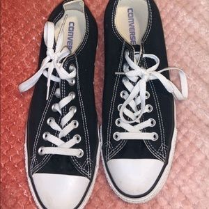 Black converse